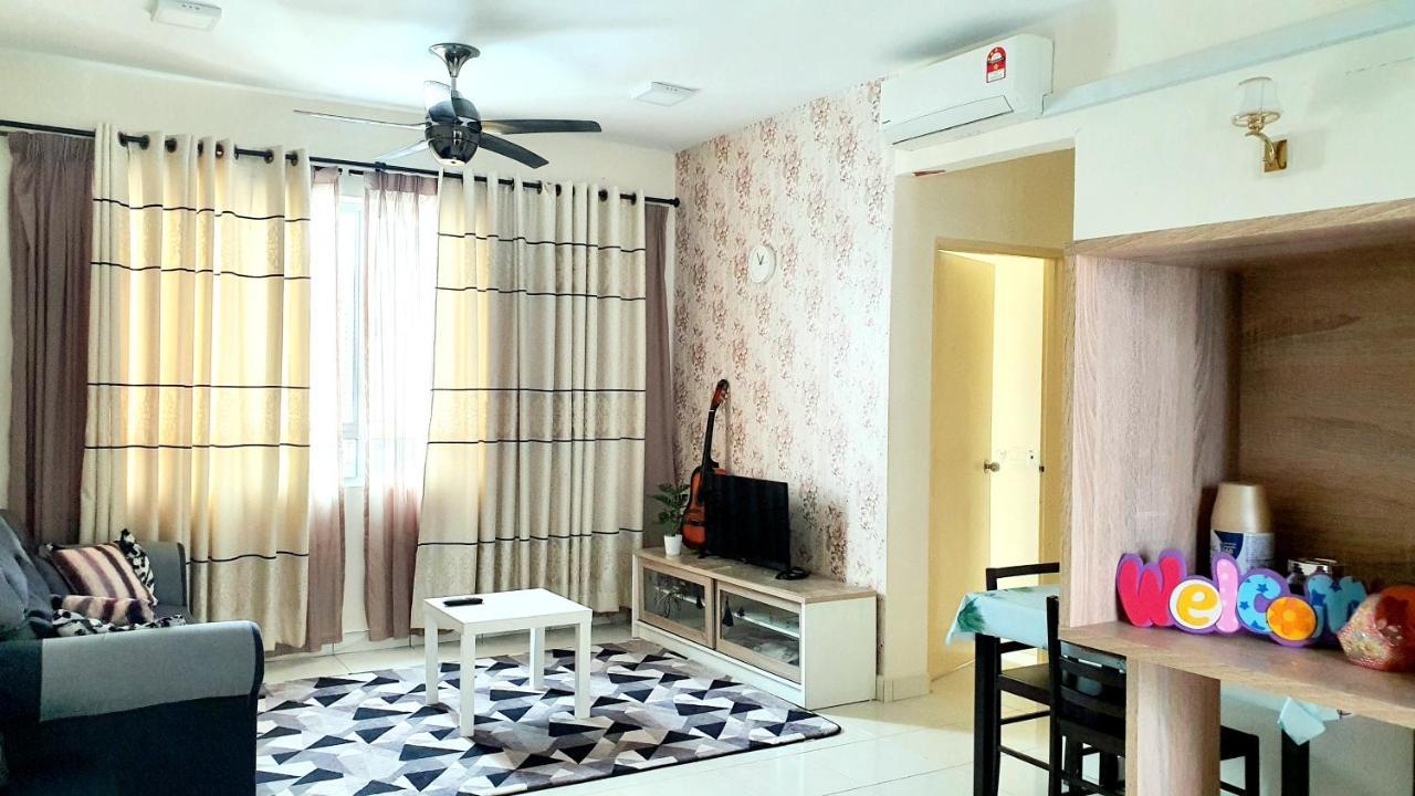 Leezahomestay Bayan Lepas Exteriér fotografie